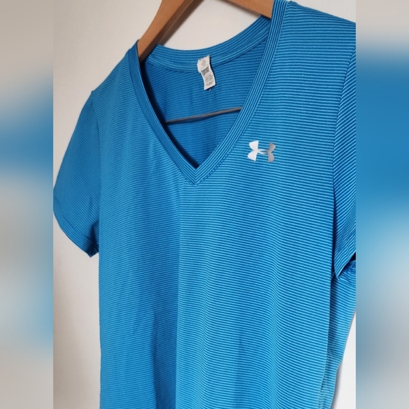Under Armour Women's Striped Blue Tee - Picture 3 of 4